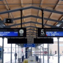 International: Vom Bahnhof Liberec fahren direkte Züge nach Polen und nach Deutschland.